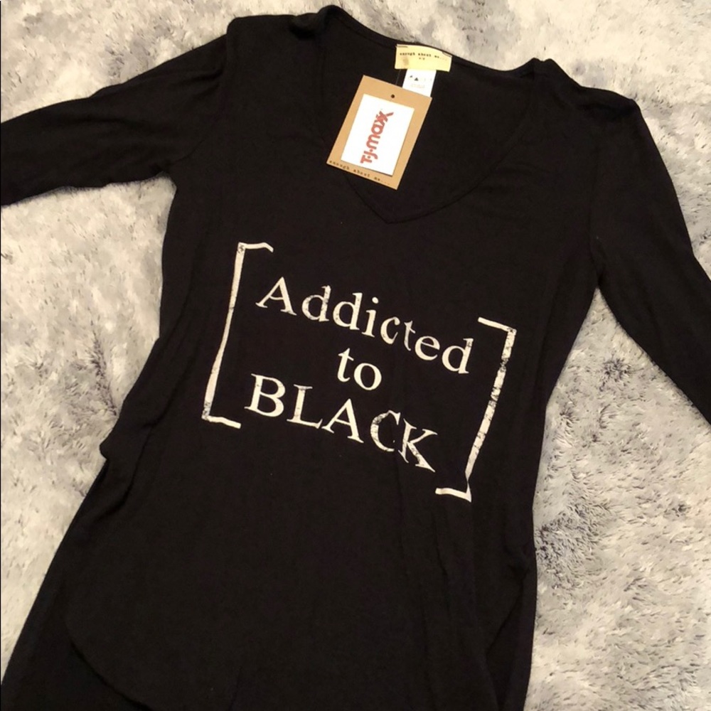 High-low graphic tee
